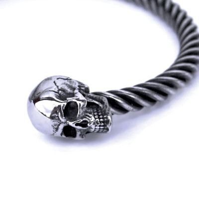 Ocelový náramek - Lebky / Torque / skulls 019