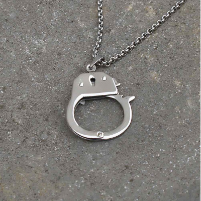 Ocelový přívěsek Shackles I.