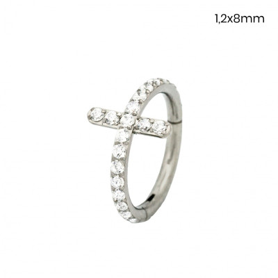 Piercing do ucha 24266301