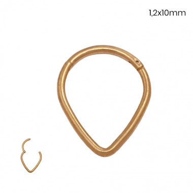 Piercing do nosu 24277003