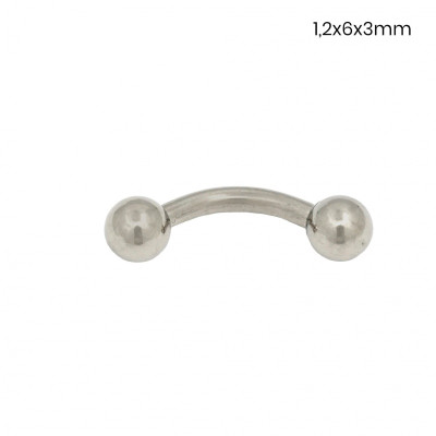 Piercing do ucha 24260701