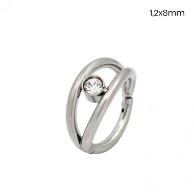 Piercing do ucha 24265701