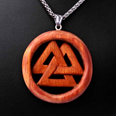 Ocelový náhrdelník - Valknut symbol / Tygří dřevo / Červený Cedr / Řetízek Celtic 01  
