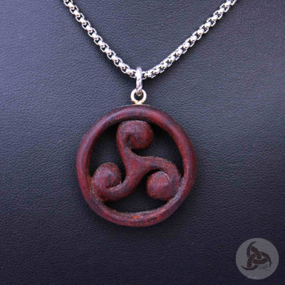 Ocelový náhrdelník - Přívěsek Triskelion (Padouk) 01 + Řetízek Rings